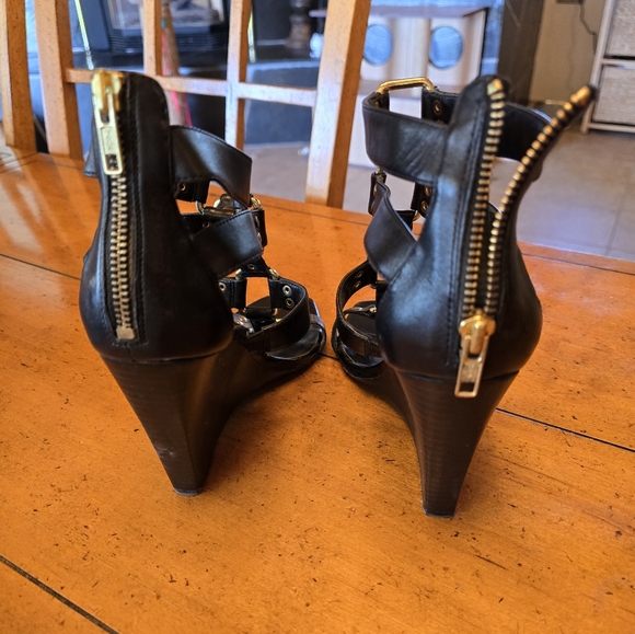 NEW Jessica Simpson gladiator wedge heels. Size 7 - Picture 4 of 7